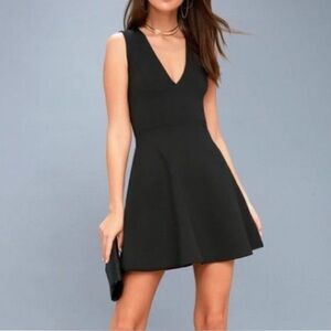 Lulu’s V Neck Skater Black Mini Dress